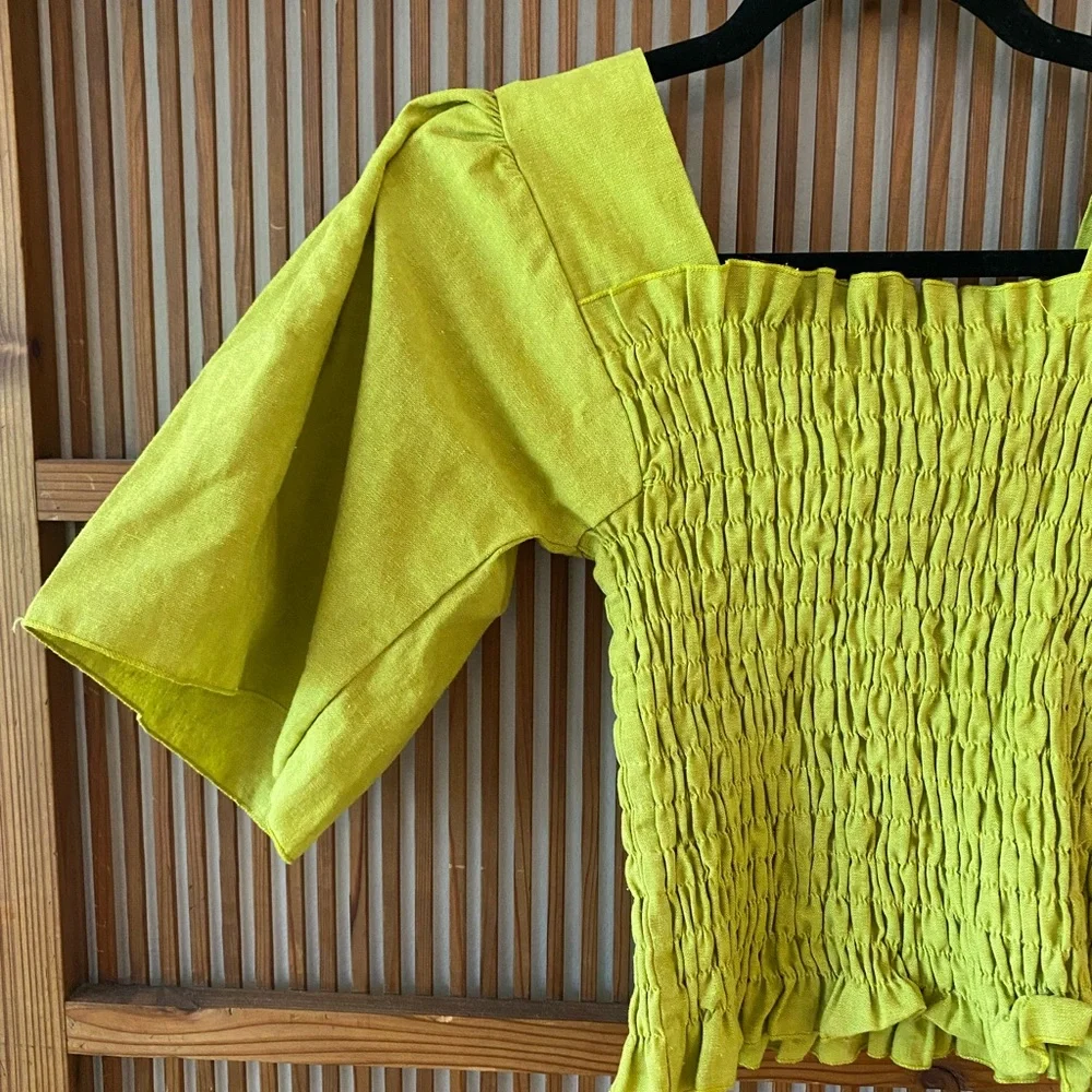Lisa Says Gah Smocked Toni Top in Chartreuse M; limited edition! - Picture 9 of 12